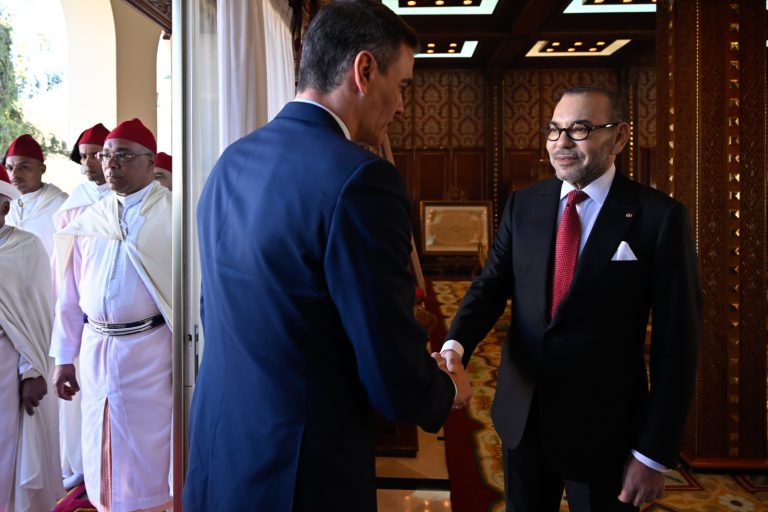 العاهل المغربي الملك محمد السادس يستقبل رئيس حكومة إسبانيا