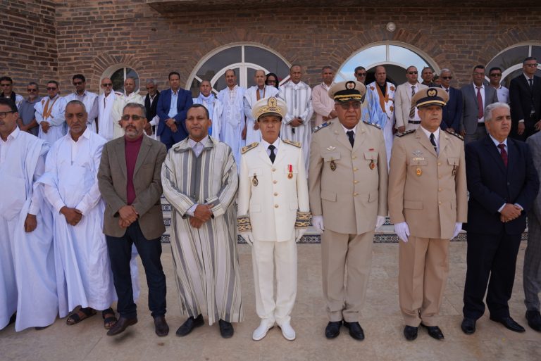 بالصور..عامل إقليم السمارة يترأس مراسيم تحية العلم بمناسبة عيد العرش المجيد