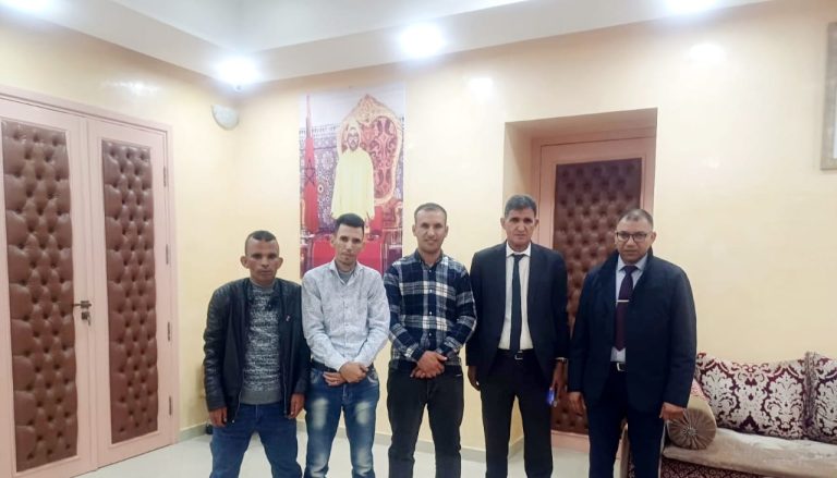 عامل شيشاوة يتفاعل مع مطالب ساكنة المزوضية