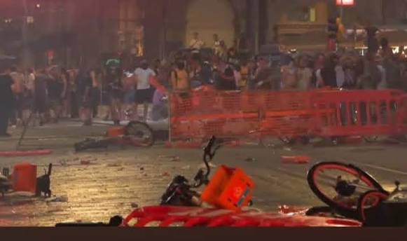 احتجاجات بولونيا تخرج عن سلميتها بعد وفاة المغربي عبد الرحيم فقير.. العدالة في مواجهة العنف واختبار جديد للمؤسسات الإيطالية